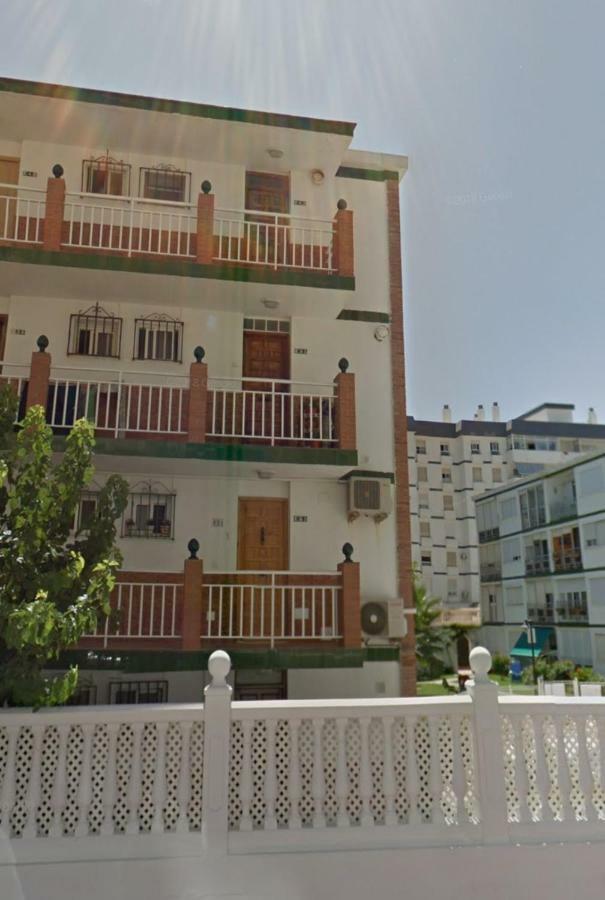 Apartamento Delfin Verde 贝纳尔马德纳 外观 照片